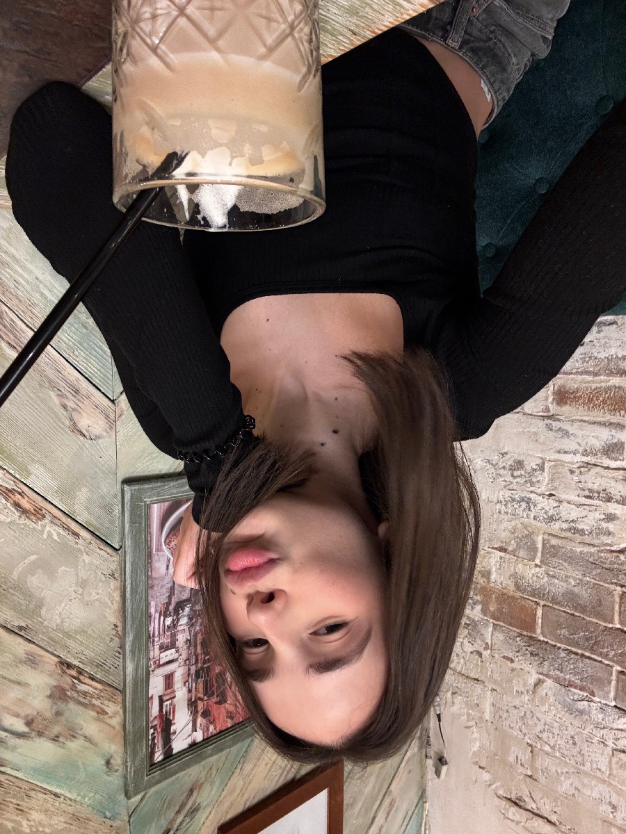 Fresh photos, fresh mood — Tina online in Monaco